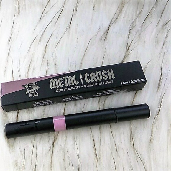 kvd vegan beauty metal crush liquid highlighter
